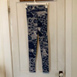 Liquido Leggings Small